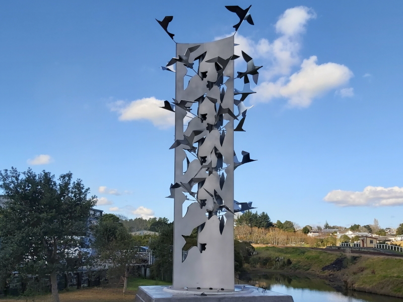 Waiuku Bird Sculpture